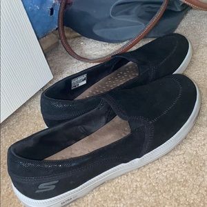 Skechers Slip Ons